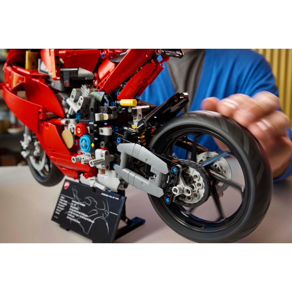 LEGO® Technic™ Motociklas Ducati Panigale V4 S Rinkinys 42202