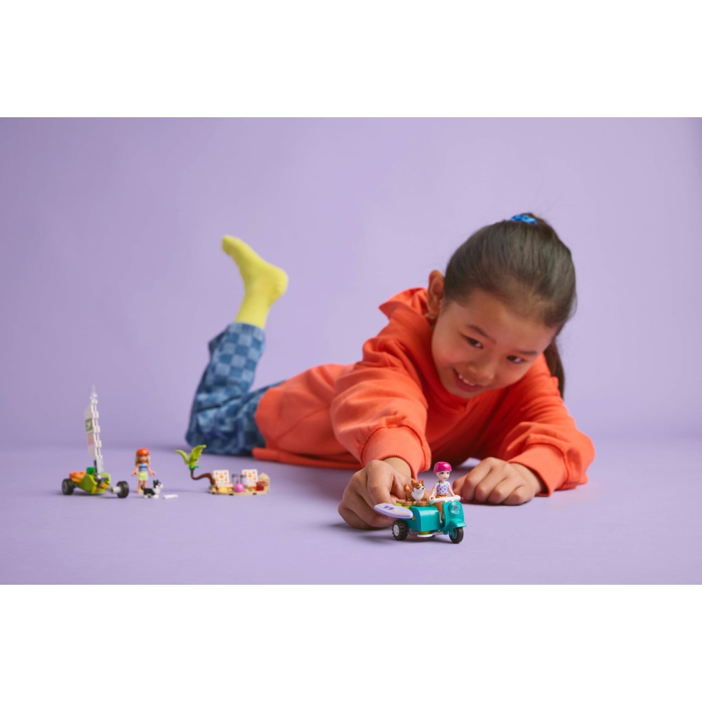 LEGO® Friends Nuotykis su šunimis, burlente ir motoroleriu 42641