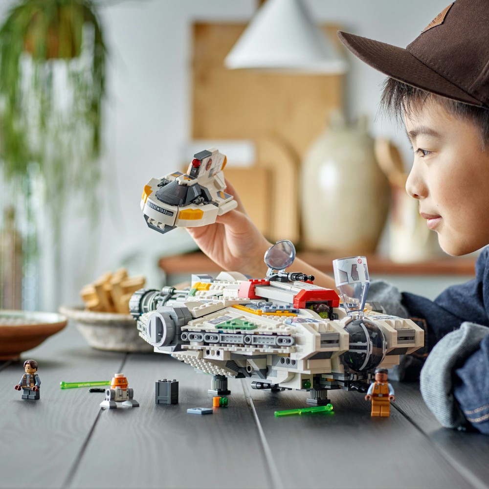 LEGO® Star Wars: Ashoka Vaiduokliai ir Fantomas II 75357 Konstravimo rinkinys (1 394 dalys)