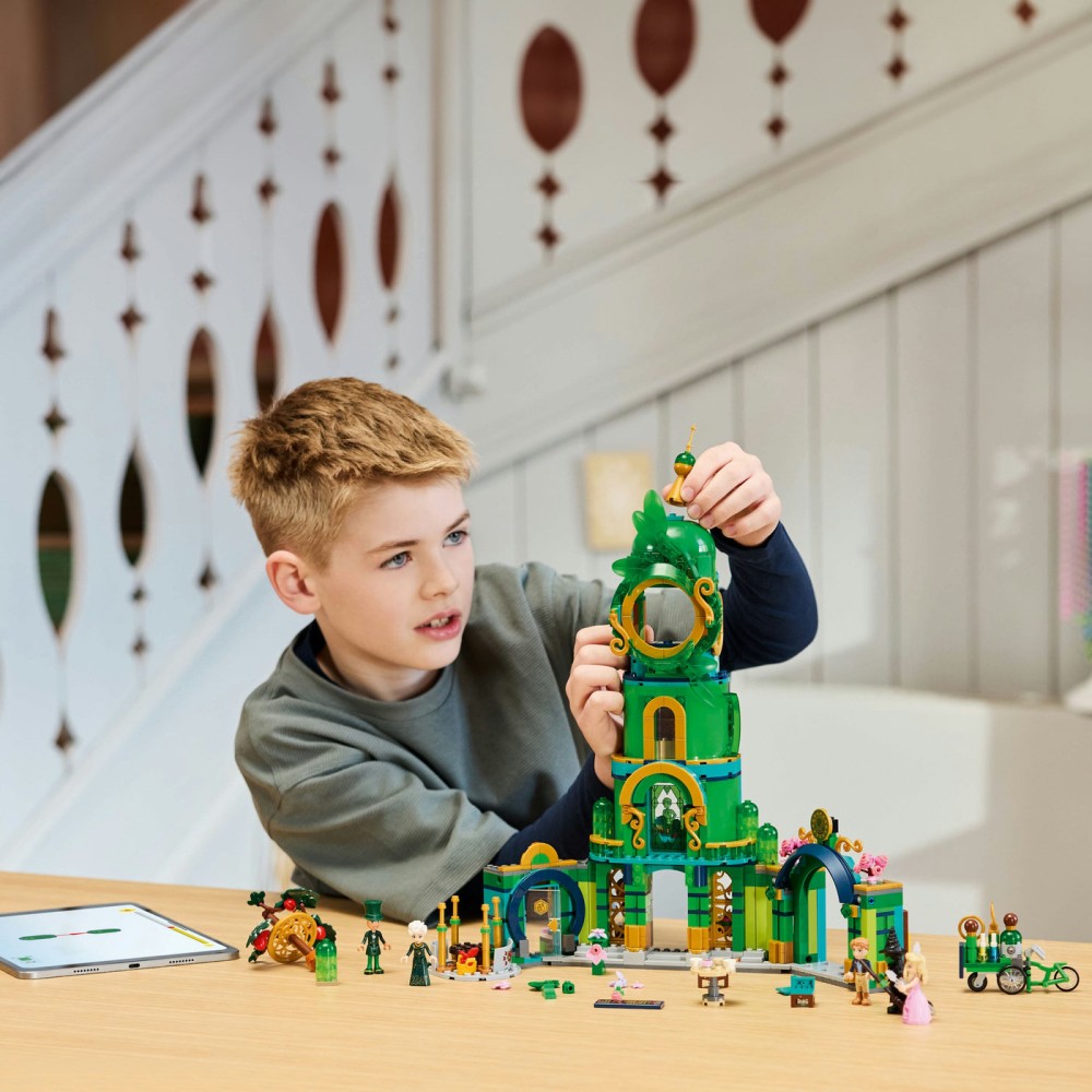 LEGO® Wicked „Sveiki atvykę į Emerald City“ Žaislas 75684