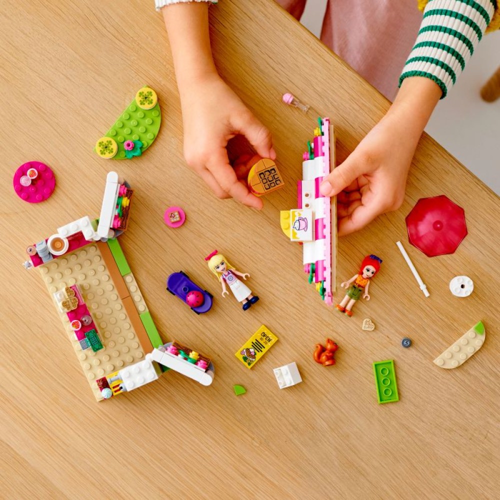 LEGO® Friends Hartleiko miesto parko kavinė 41426