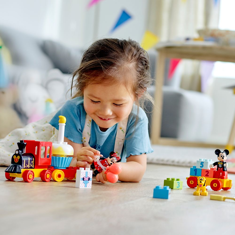 LEGO® DUPLO® ǀ Disney Mikio ir Minės gimtadienio traukinys 10941