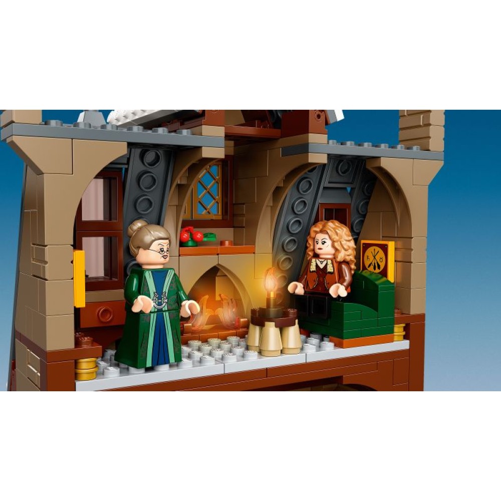  LEGO® Harry Potter™ Vizitas Kiauliasodžio™ kaime 76388
