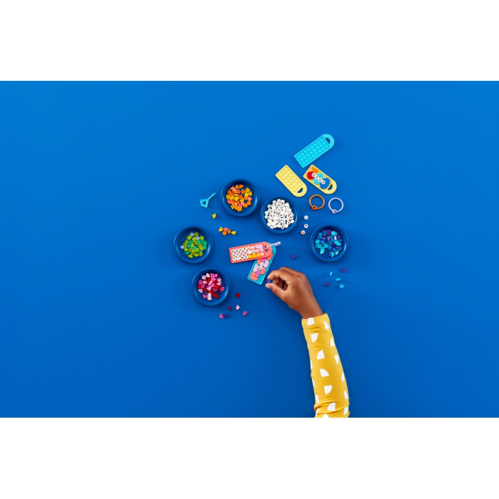 LEGO® DOTS Kuprinių pakabukų mega pakuotės – žinutės 41949