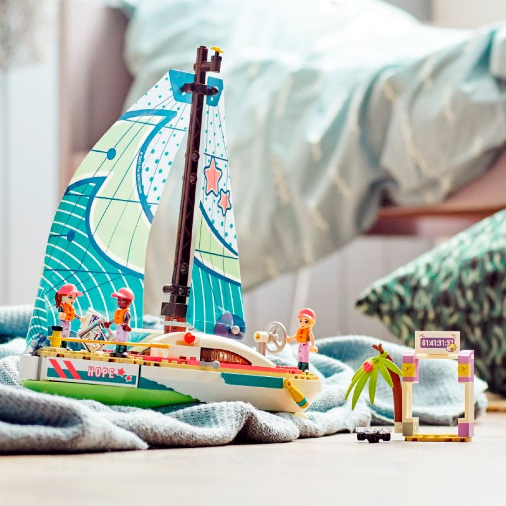LEGO® Friends Stefani buriavimo nuotykiai 41716