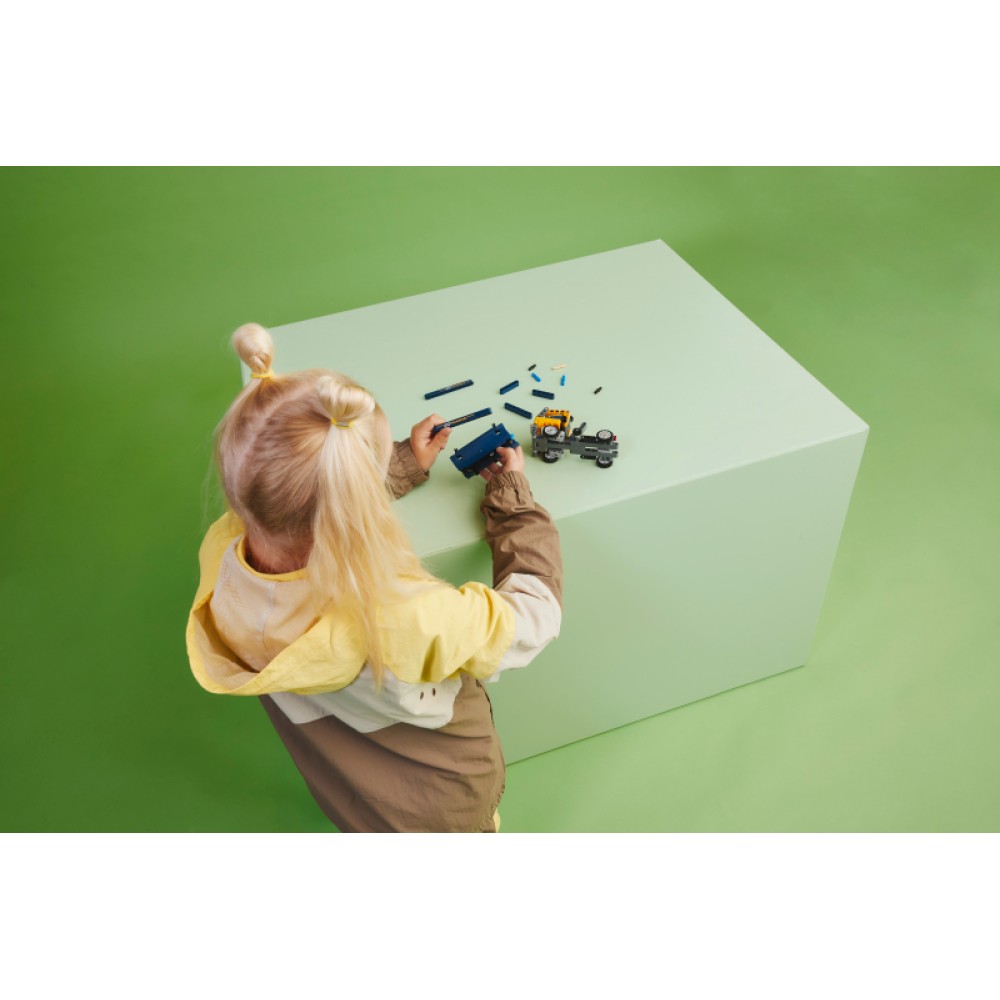 Savivartis sunkvežimis LEGO® Technic 42147