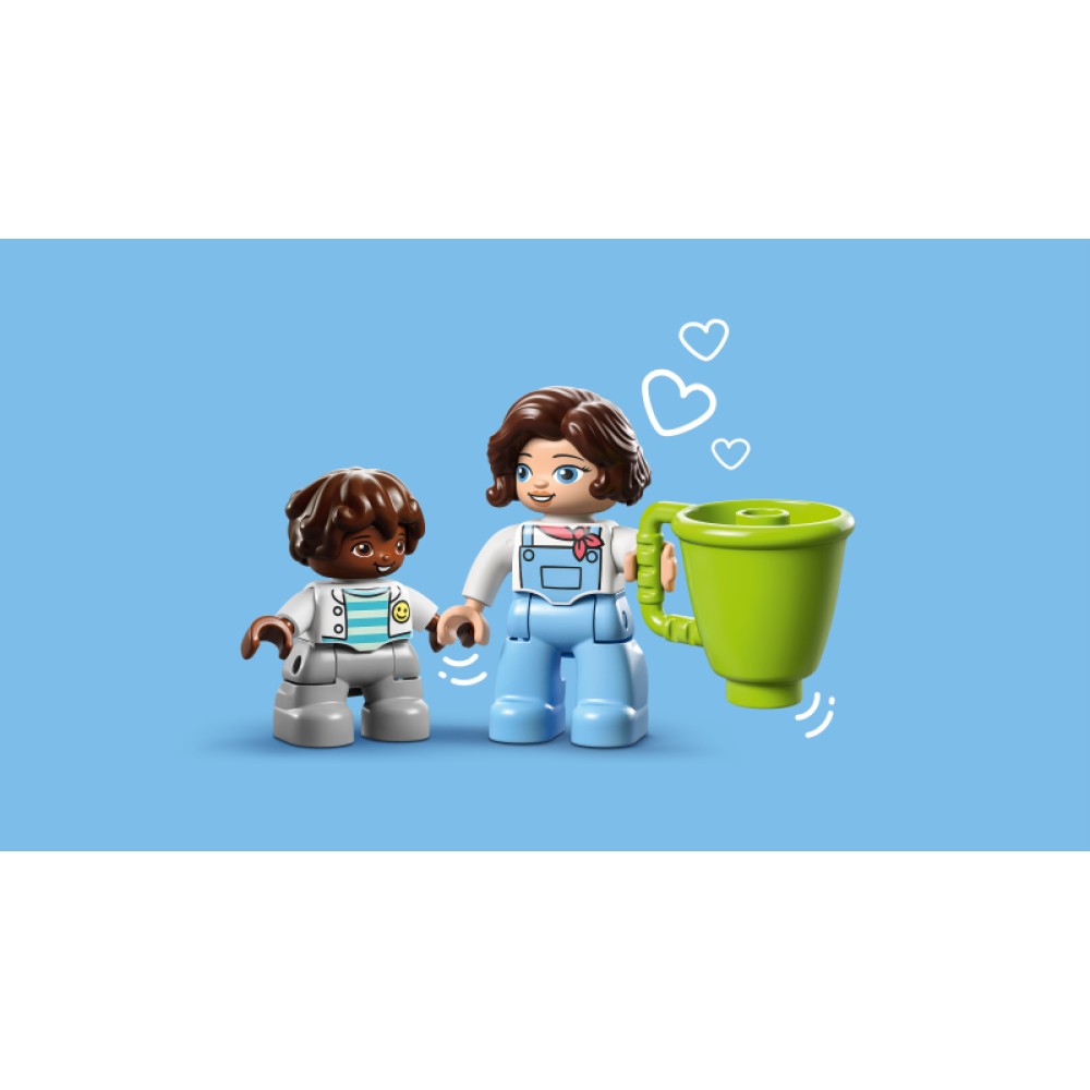  Šeimos namu ant ratų LEGO® DUPLO® Town 10986